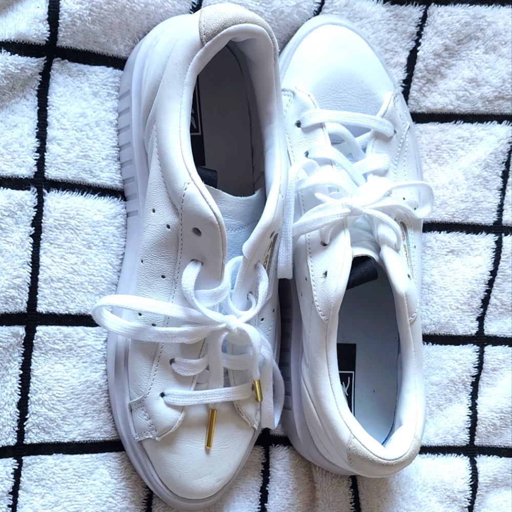 Adidas Sleek Sneakers White Size US7